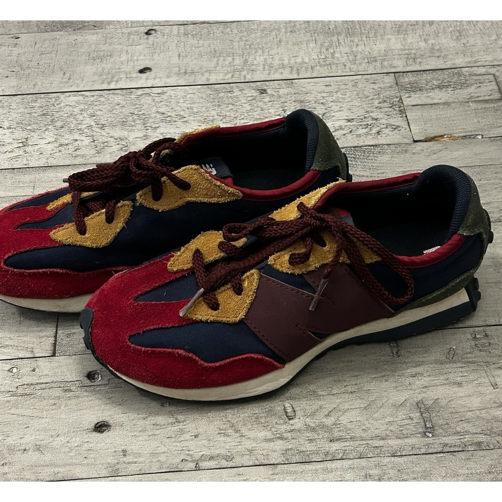 New‎ Balance 327 Kids Size 3 Navy Burgundy Sneakers